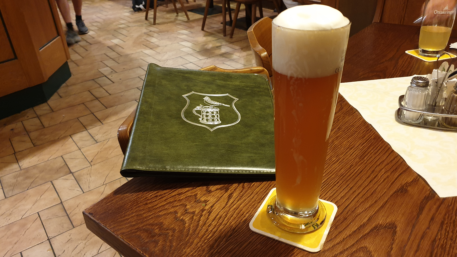 paulaner-hefe-naturtrub-001.png