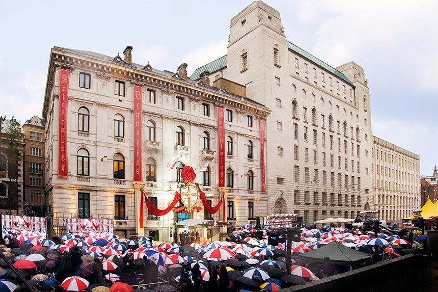 church-of-scientology-london-opening-ribbon-pull_sly_9539.jpg