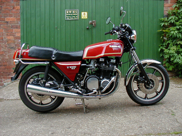 Kawasaki Z1000.jpg