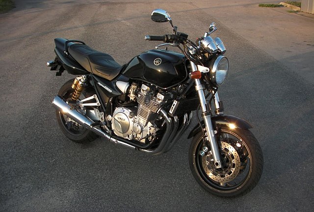 xjr 1300.jpg