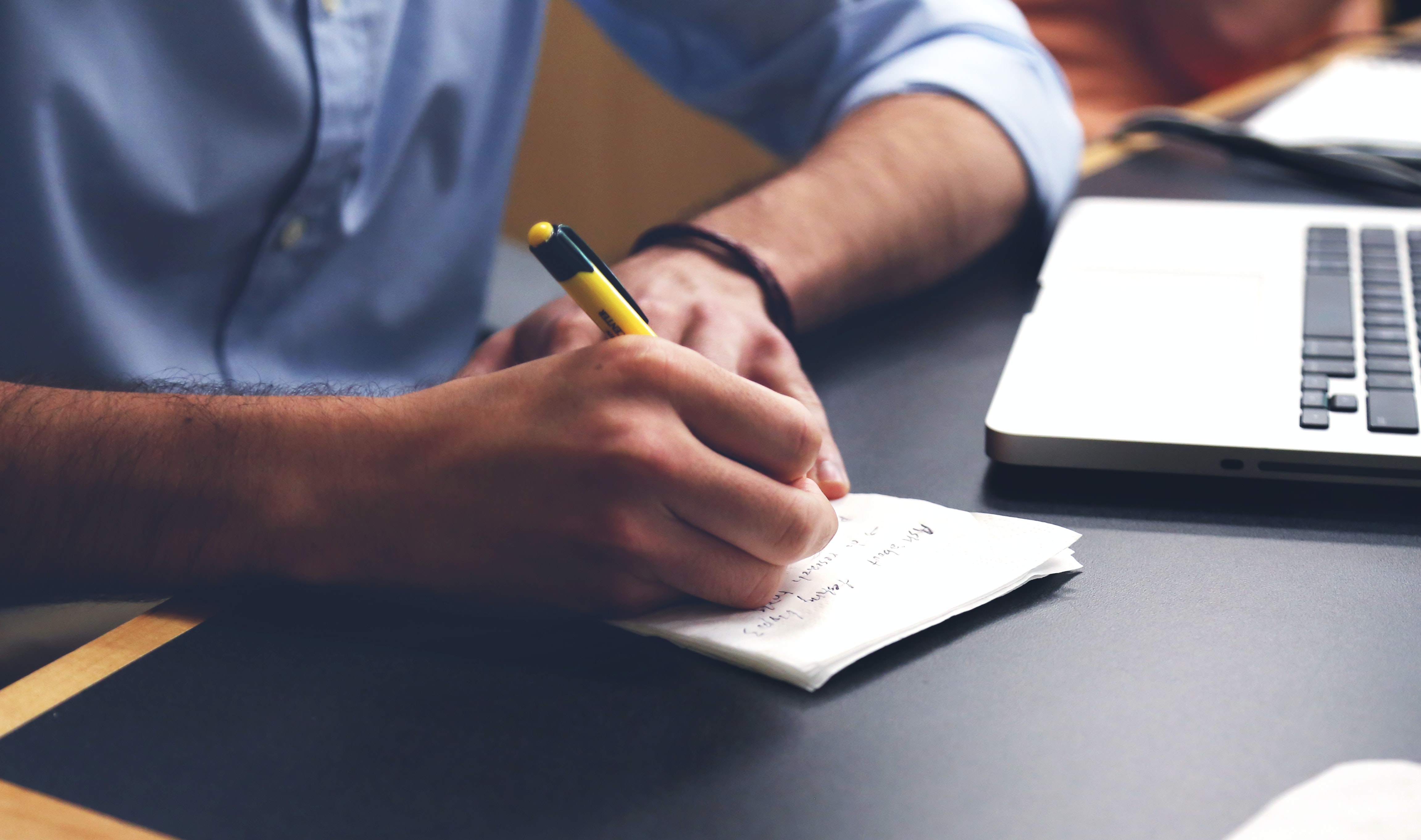 writing-notes-idea-class-7103.jpg