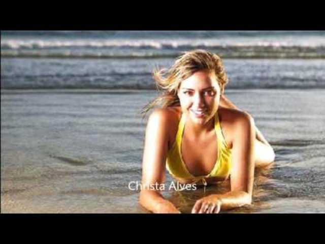 Sexy Sport Surf Christa Alves 2017