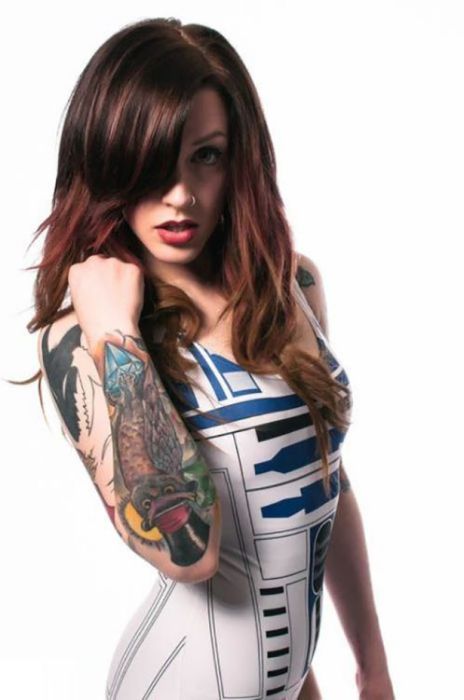 hot-girls-get-even-hotter-when-they-like-star-wars-41.jpg