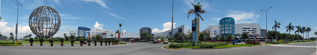 1200px-SM_Mall_of_Asia_wide_pan.jpg