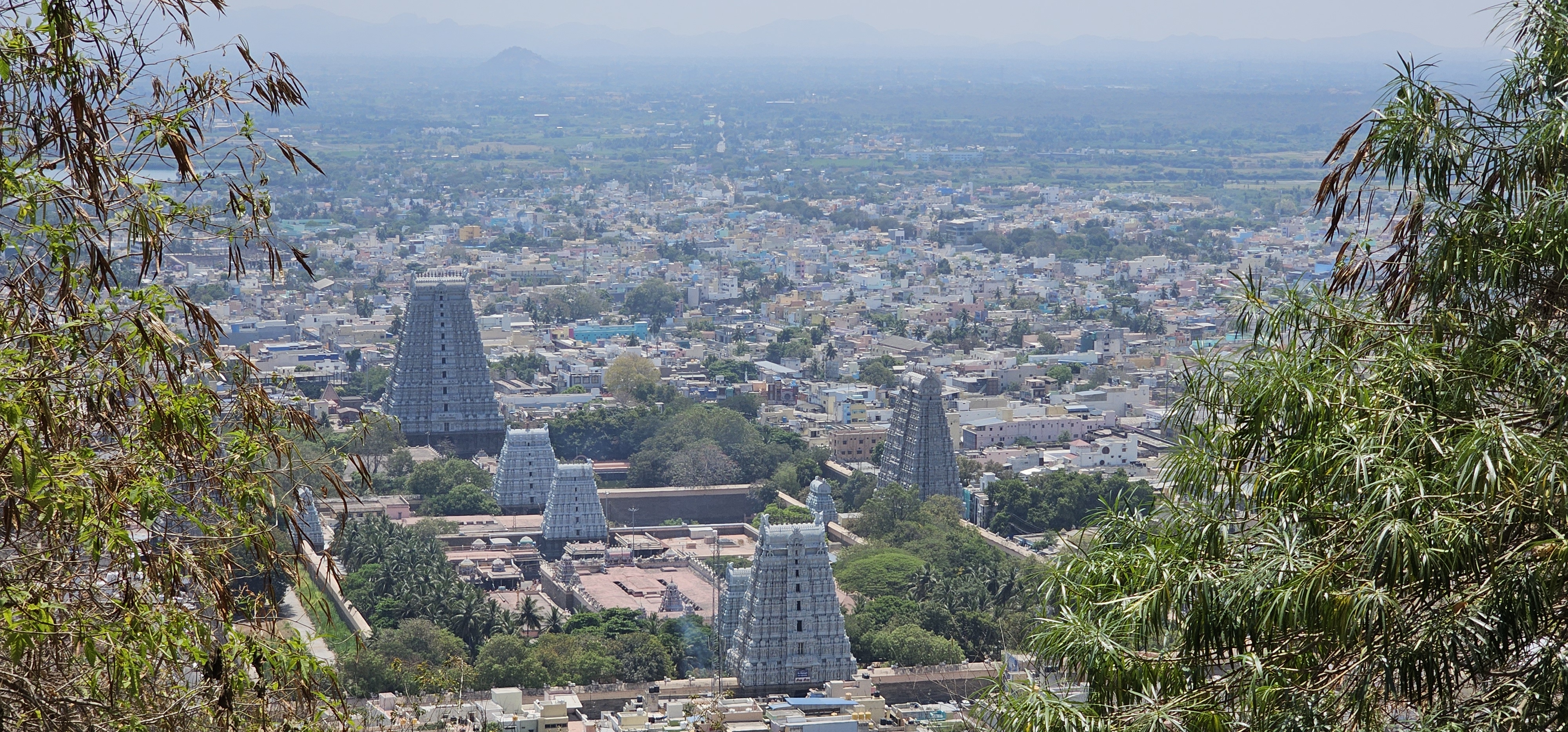 Tiruvannamalai templom a hegyről