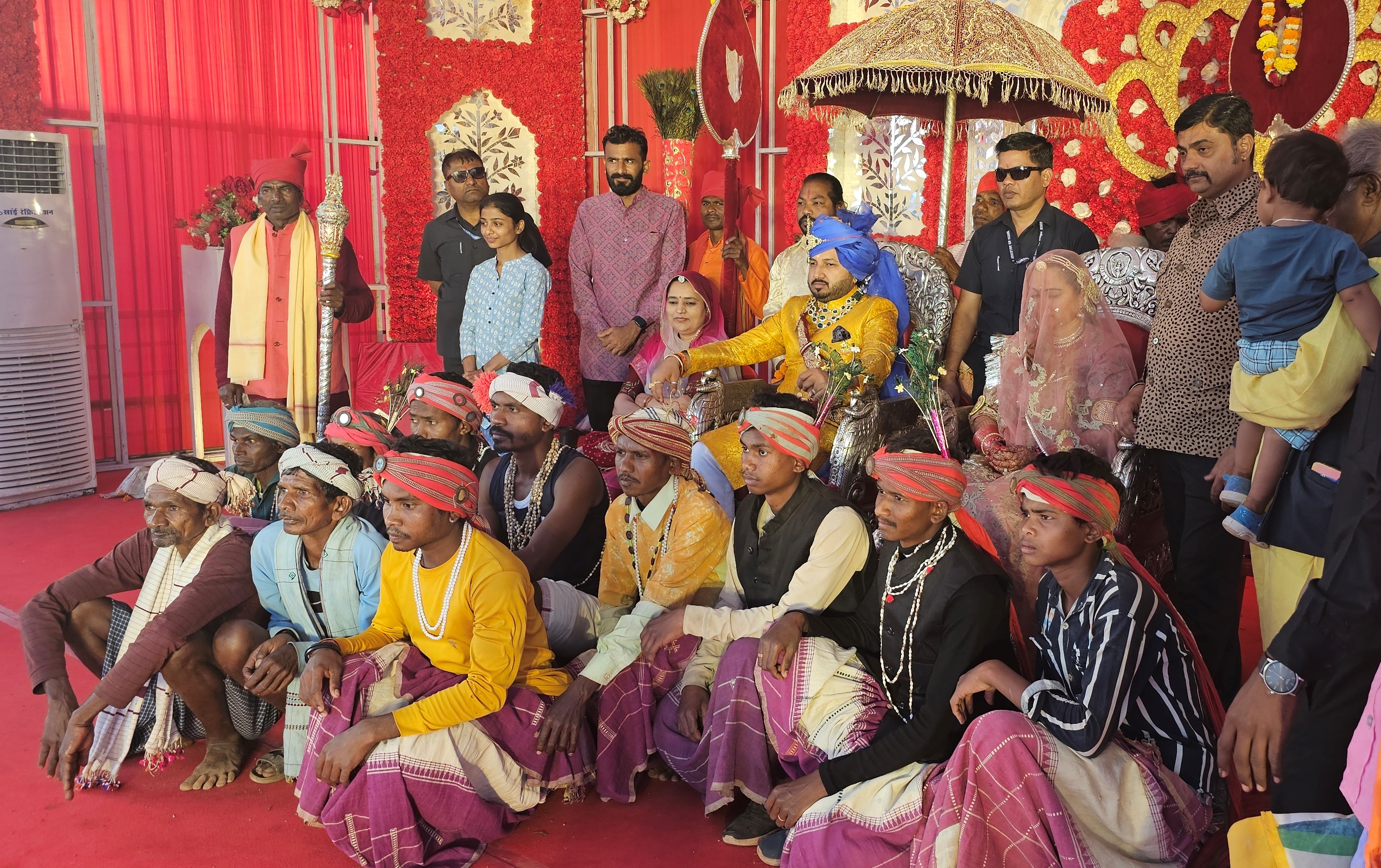 Fotózkodás az alattvalókkal és velem :)