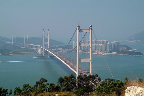 7_94_tsing_ma_bridge_1_H032110_L.jpg