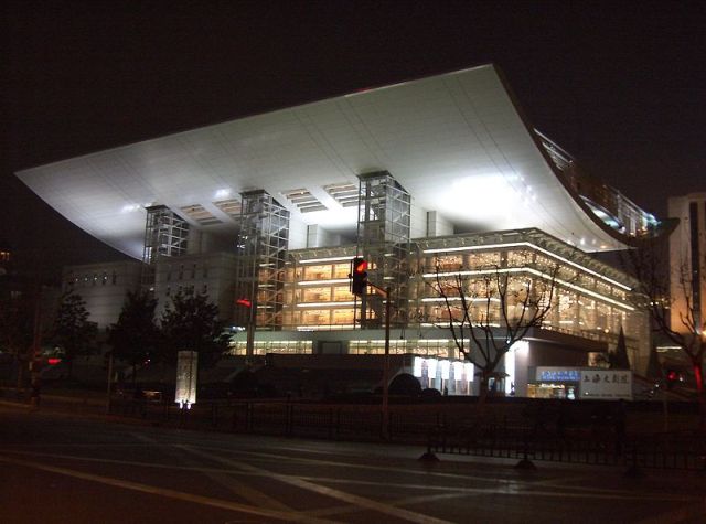 800px-Shanghai_Grand_Theatre_-_at_night.JPG