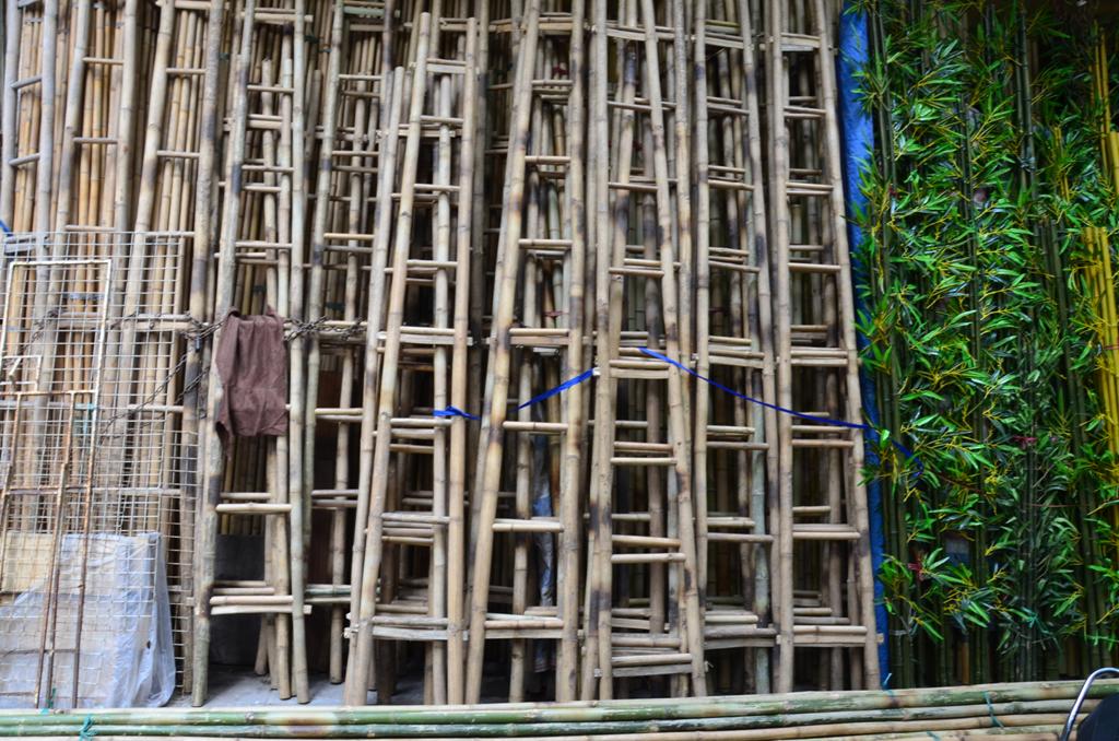 bambusz letrakat a legjobb az utcan tarolni a jardan