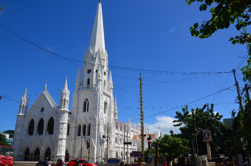 Chennai: Szent Tamás-bazilika (Santhome Cathedral Basilica)