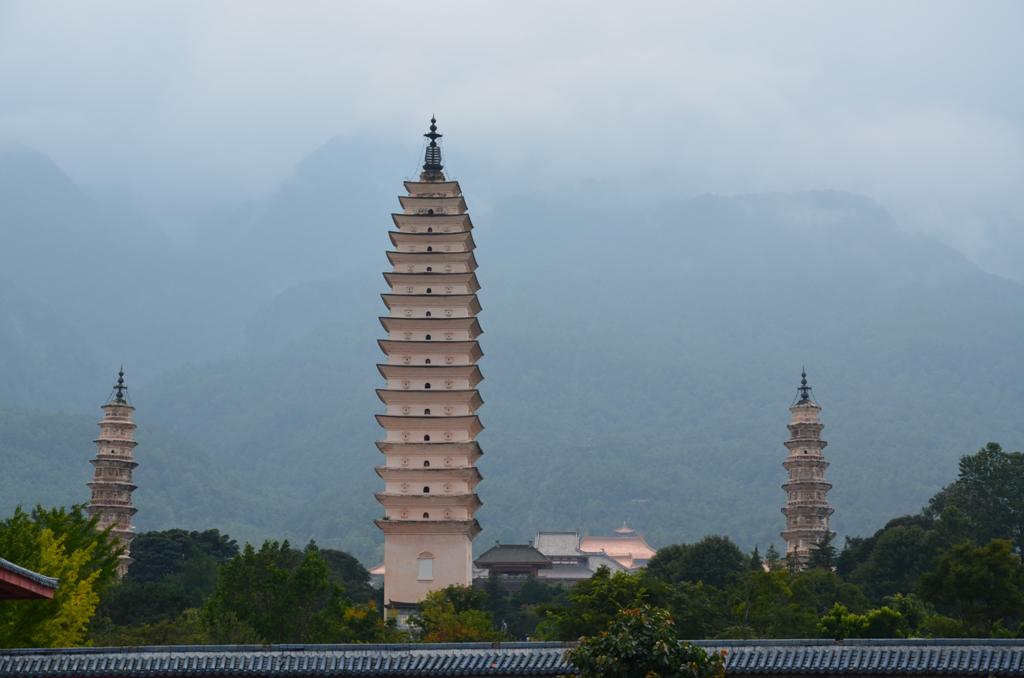  a harom pagoda