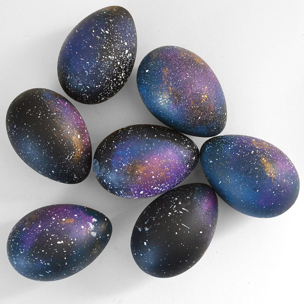 005-galaxy-easter-eggs-dreamalittlebigger.jpg