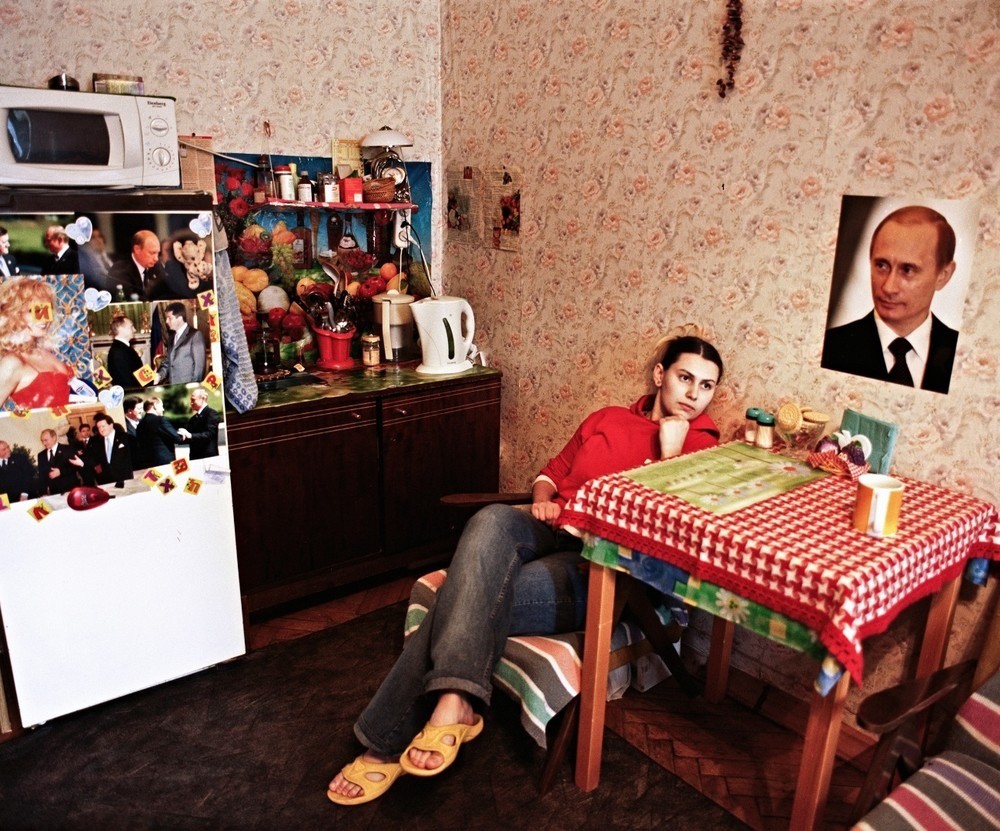 Tanya egy konyhában Putyinnal.