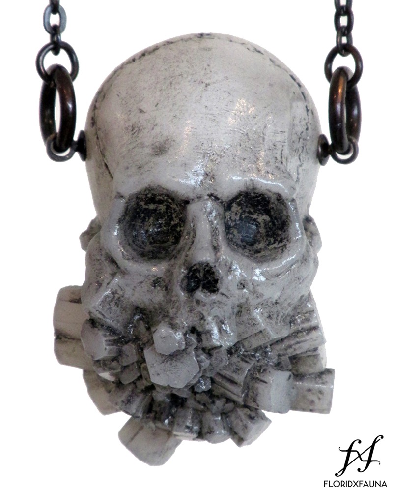 floridxfauna<br />EXPLODED JAW PENDANT<br />$45.00