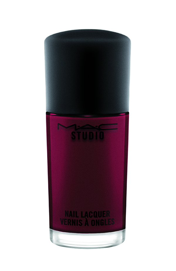 M·A·C Studio Nail Lacquer (Vintage Vamp (burgundy red) - Snazzy Hound (mid-tone grey) - Very Important Poodle (warm mid-tone nude)) - 2900 Ft