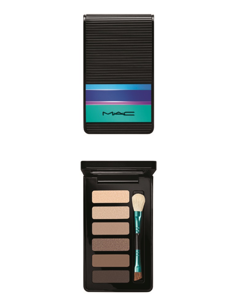 Szemhéjpúderek - 6 árnyalat, 3 féle összeállításban -12 900 Ft<br /><br />WARM EYE SHADOW X 6<br />NAVY EYE SHADOW X 6<br />MAUVE EYE SHADOW X 6<br />