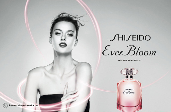 Tess Hellfeuer lett a Shiseido Ever Bloom kampány arca