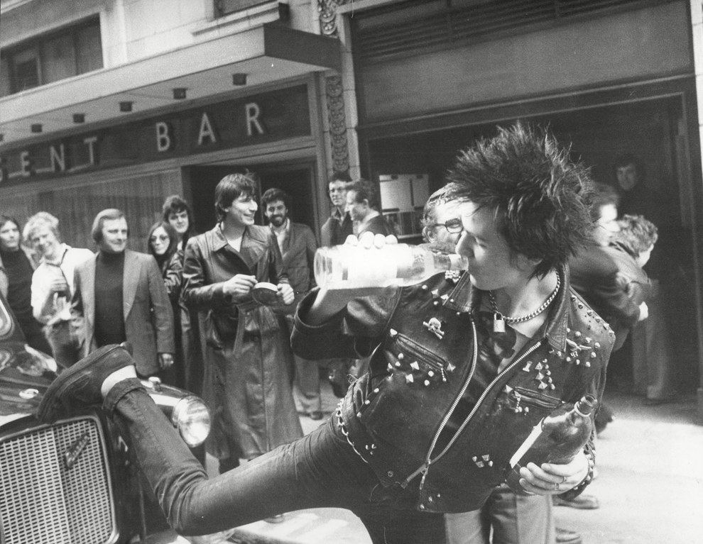 Sid Vicious - Sex Pistols, 1977. REX USA/Clifford Ling / Associated Newspapers / Rex