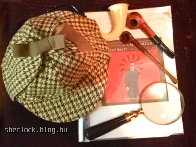 laci-sherlockian-targyak.png