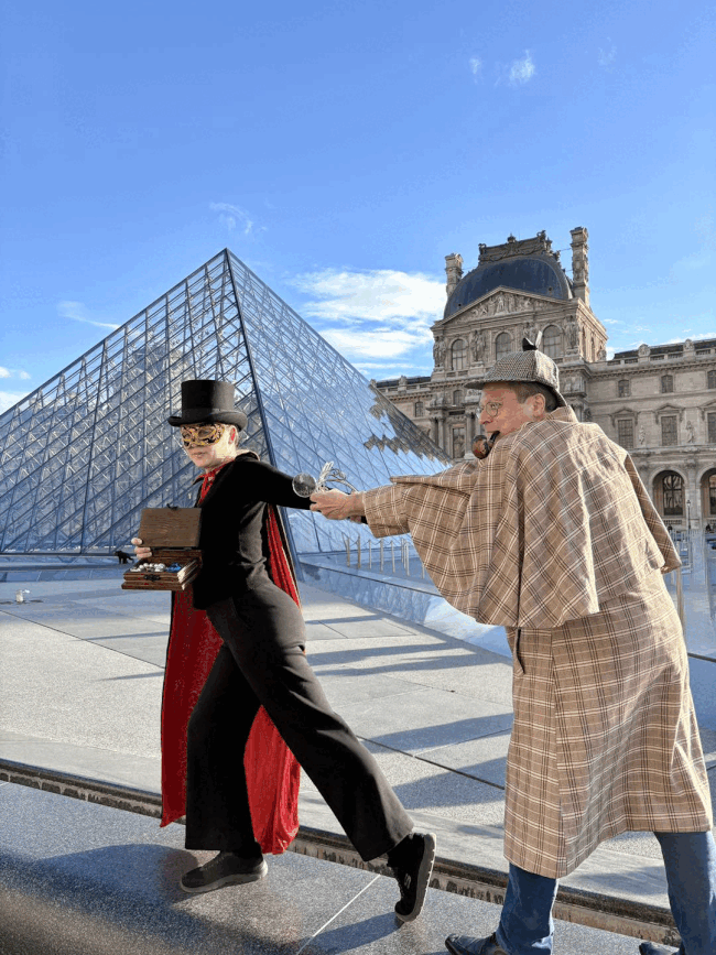louvre.gif
