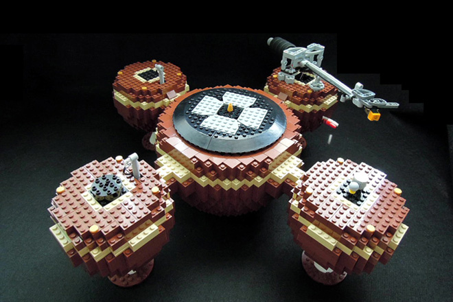 lego_turntable_01.jpg