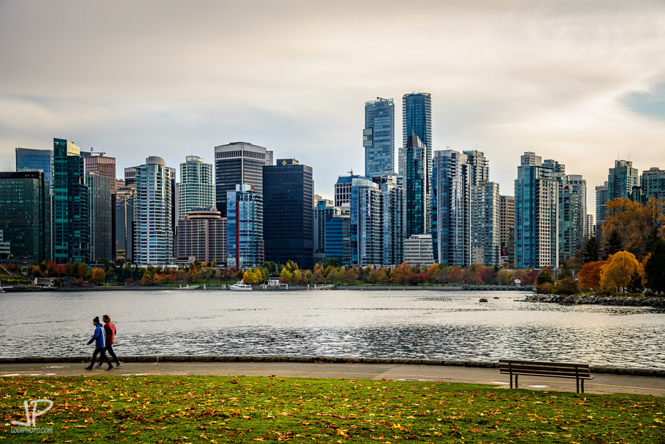 life_in_stanley_park_vancouver_british_columbia_canada.JPG