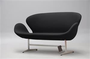 arne_jacobsen_svan_sofa.jpg