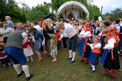 Ho-Midsommar-12.jpg