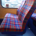 Találós kérdés - Milyen az üléshuzat mintázata egy skót buszon?