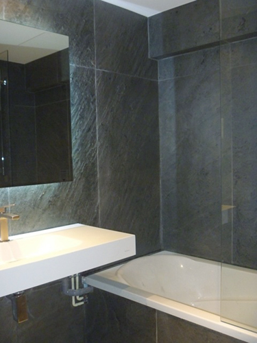 001 France Bathroom 10.jpg