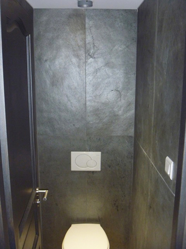 001France Bathroom 5.jpg