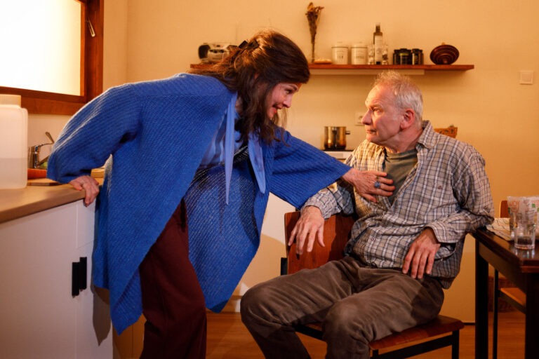 Felelősség a múltért, a jelenért és a jövőért, a szülőkért és a Gyerekekért