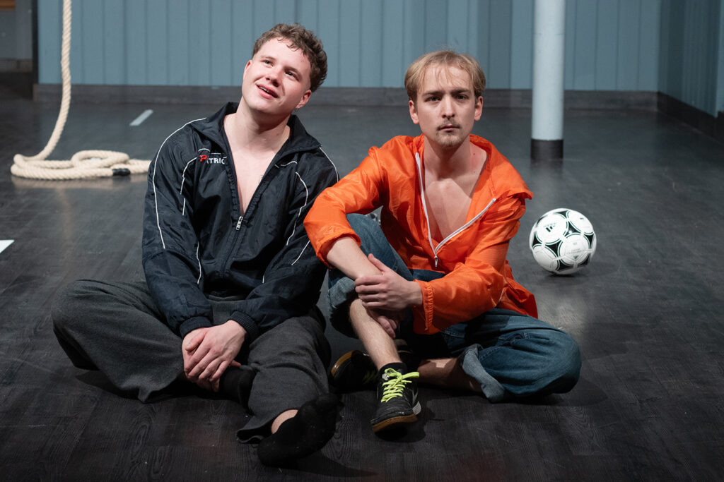 A predesztináció szabadsága, avagy Godot-ra várva