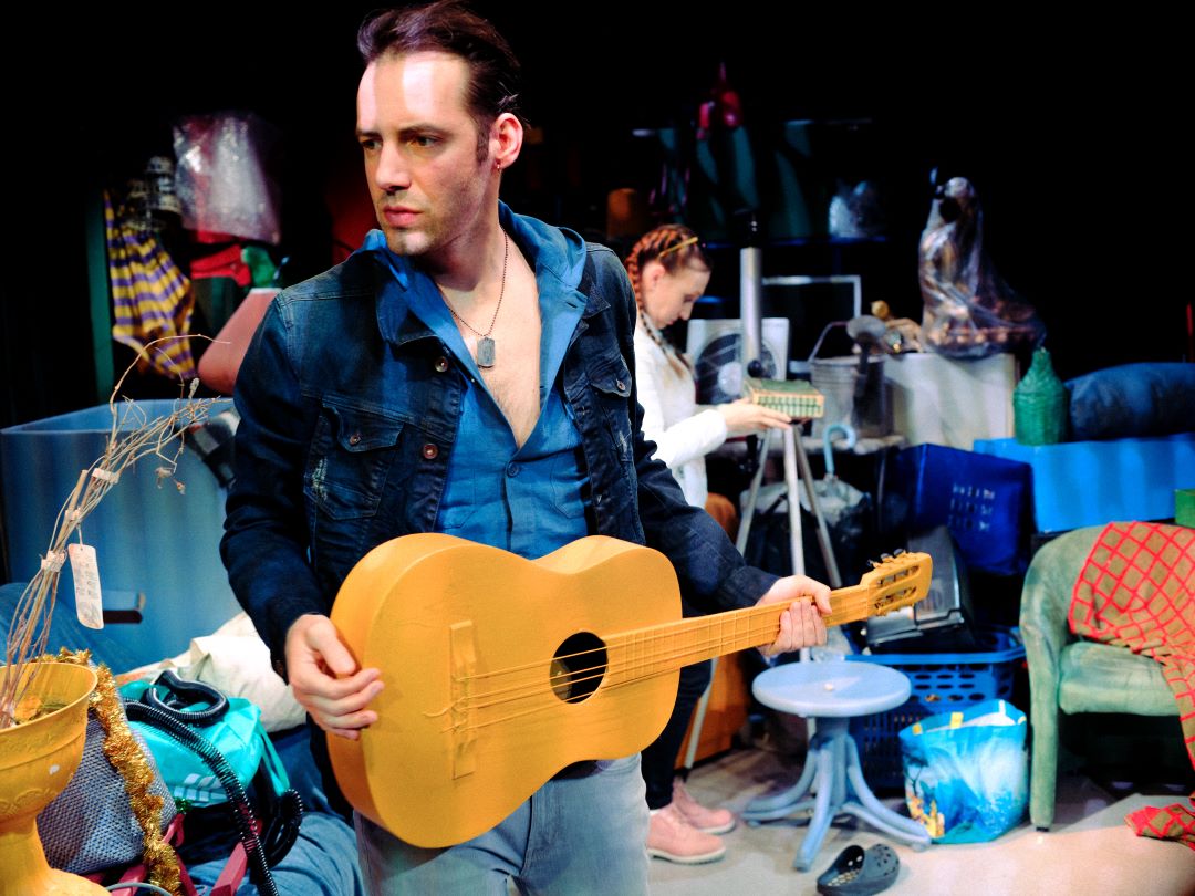 Vágyak és valóság börtönében – Legközelebbi ember