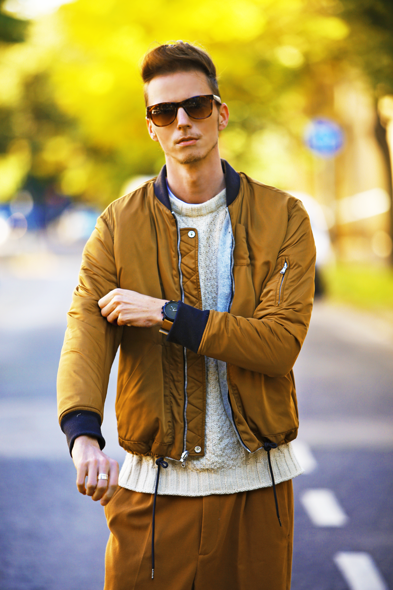 autumn-outfit-street-style-camel-brown-long-trousers-ferfidivat-divatblogger-fashion-blogger-hm-fall-winter_3.png