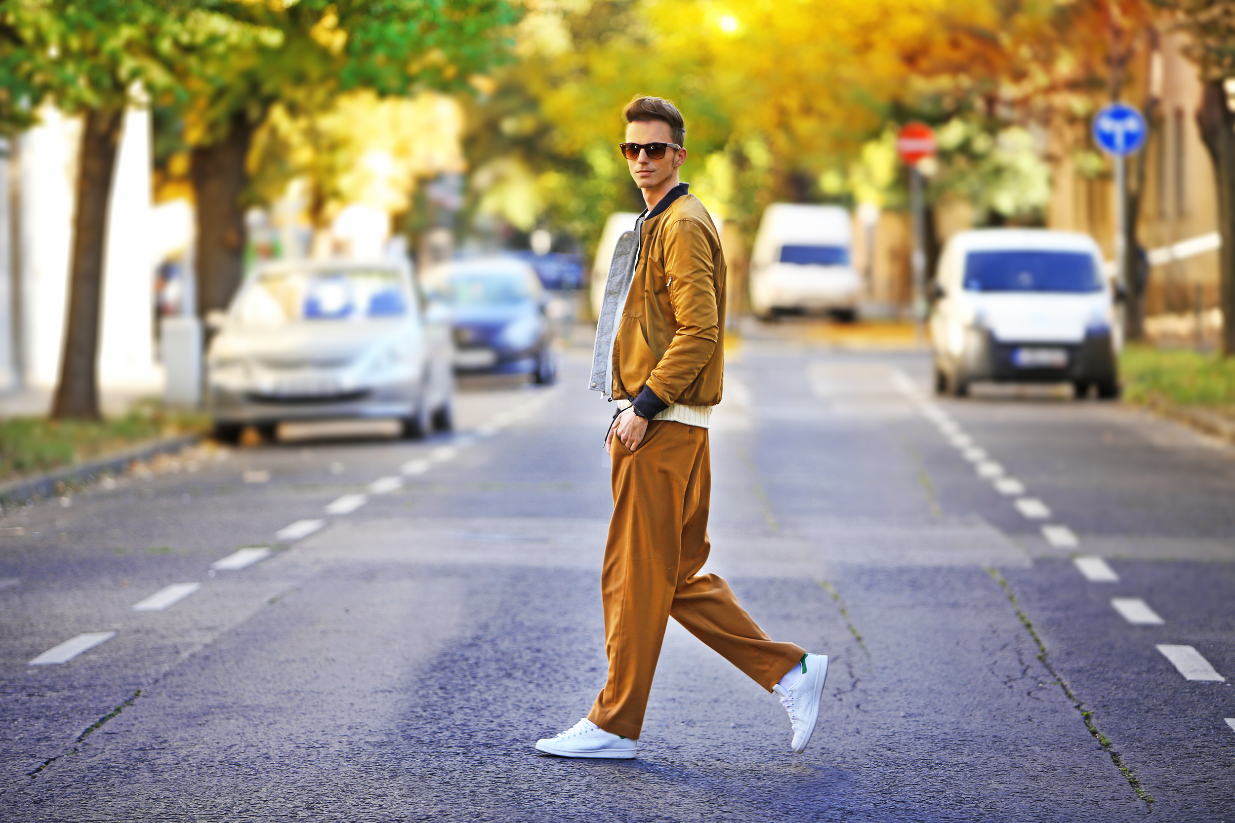 autumn-outfit-street-style-camel-brown-long-trousers-ferfidivat-divatblogger-fashion-blogger-hm-fall-winter_6.png