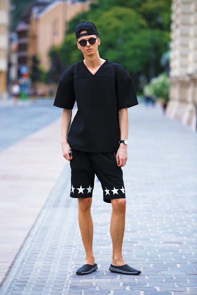 magyar-divat-street-style-ferfidivat-menswear-pikkpack-shoes-galla-hungarian-designer-smizedivat-black-outfit-menstyle_6.png
