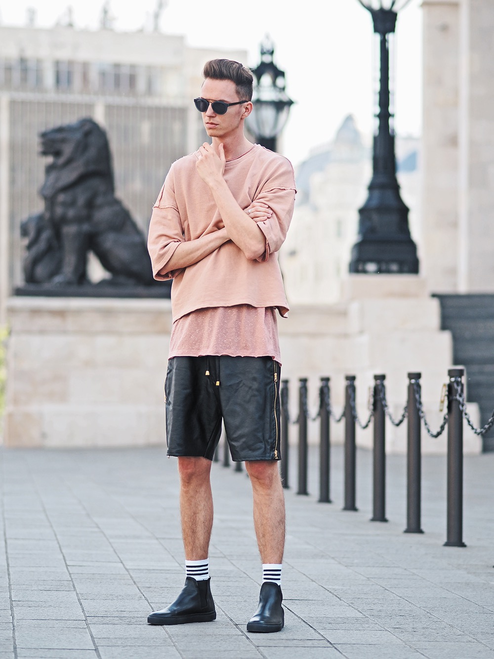 zara-kanye-west-yeezy-kollekcio-ferfidivat-nude-bezs-barack-szin-peach-street-stlye-_menswear_-leather_-short_2.JPG