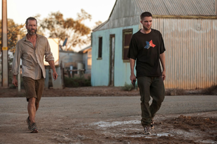 Országúti bosszú / The Rover (2014)