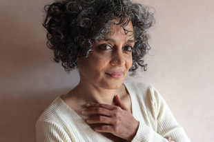 Könyvkritika: Arundhati Roy: Az Apró Dolgok Istene (1997)