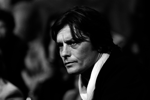 A francia legenda, akit skatulyába zárt a külseje: Alain Delon (1935-)