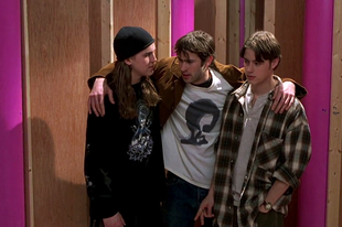 Shop Show / Mallrats (1995)