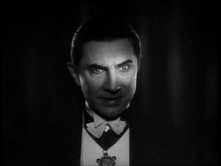 drakula-dracula-1931-smoking-barrels