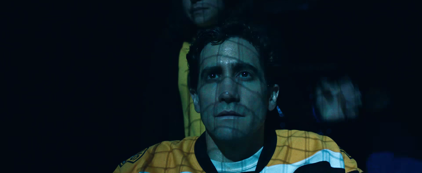 stronger-movie-jake-gyllenhaal-2.png