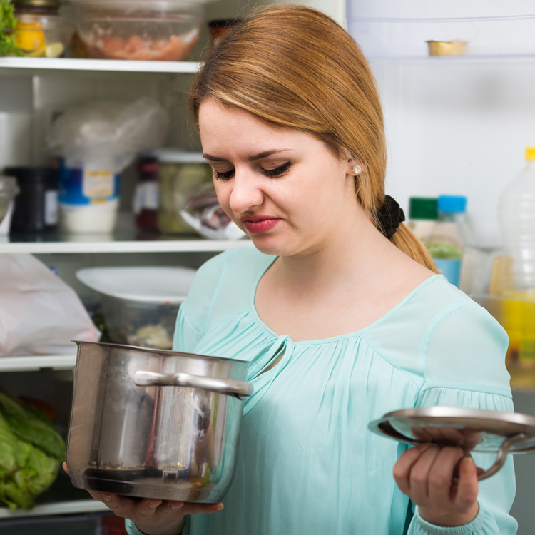 Hogyan szagtalanítsd a hűtőd vegyszermentesen? 5 tippet mutatunk