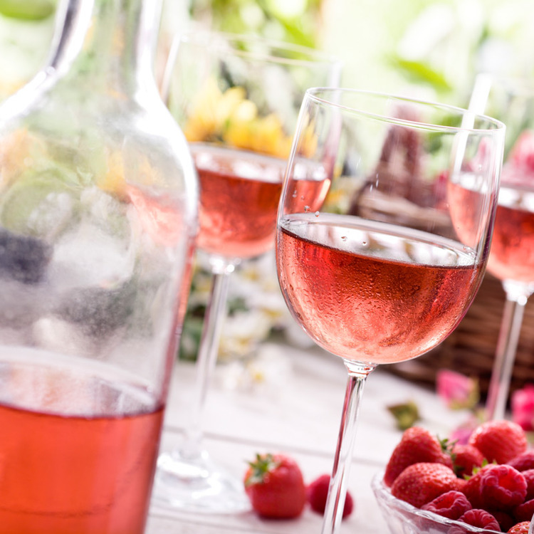 Gyümölcsös, könnyed borok: a tavasz ízei az italokban is fellelhetőek