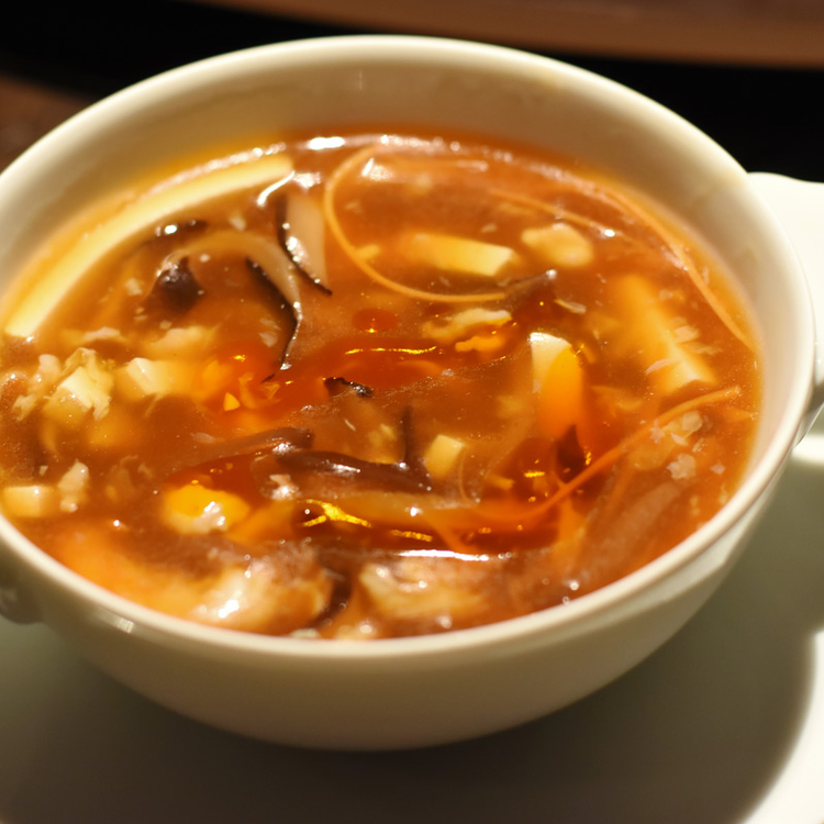 Húszperces kínai csípős-savanyú leves: a legjobb gyógyszer