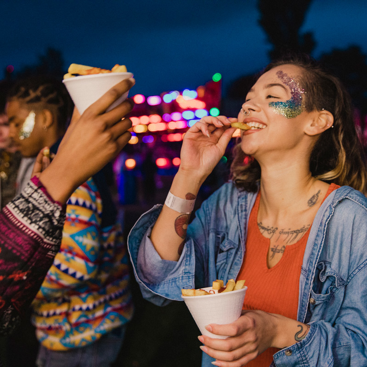 Vegán hamburger, gofri, lebomló tányér, borbár: szuper dolgok a Szigeten gasztrofronton