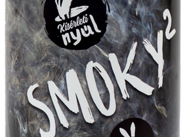 Fehér Kísérleti Füstös Nyúl Smoky²