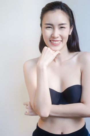 beauty-portrait-model-beautiful-spa-asian-girl-sexy-woman-face-perfect-skin_48212-193.jpg
